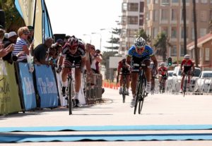 Multiple junior road and track champion Monique Gerber has demonstrated a blistering return to form ahead of the South African road cycling championships in Durban this week. Here she chases Anriette Schoeman to the line in the recent The Herald VW Cycle Tour. Photo: Eugene Coetzee