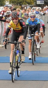 Lise Olivier (Time Freight-Velo Life) takes a sprint victory ahead of Anriette Schoeman (Africa Silks-Bestmed) and An-Li Kachelhoffer (Activate Drinks) at the Emperors Palace Classic in Johannesburg on Sunday: Photo: Peter Morey