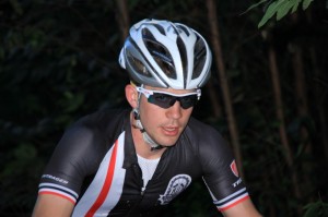 FILE00003737