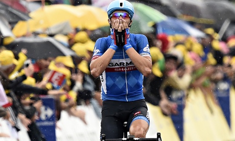 Lithuania's Ramunas Navardauskas celebrates as he crosses the finish line at the end of the 208.5km stage to Bergerac. Photo: Eric Feferberg / AFP / Getty Images