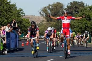 Local cycling superstar Nolan Hoffman wins the 2015 Stellenbosch Cycle Tour.