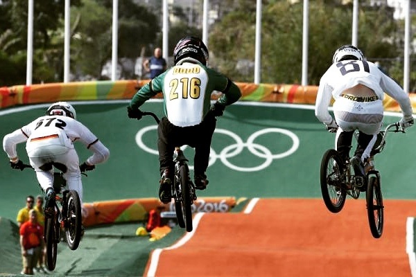 South African National BMX Champion Kyle Dodd (centre) found the 2016 Rio Olympics an incredible experience. Photo: uci.ch