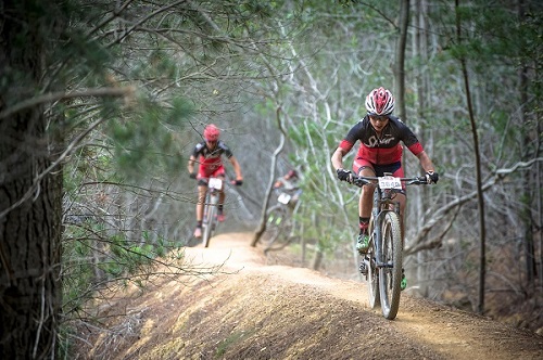 From front to back: Cherie Redecker and Ariane Kleinhans (Team Spur) in action during stage two of the Wines2Whales Race. Photo: David Tarpey