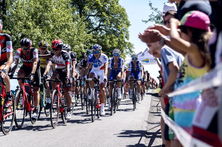 Riders in action during stage two of the 2017 Tour de Suisse.
