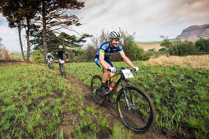 Team TIB's Andrew Hill (front) and Reinhard Zellhuber (second) cruised into the lead in the team race on stage one of the Sani Dragon in Underberg today.
