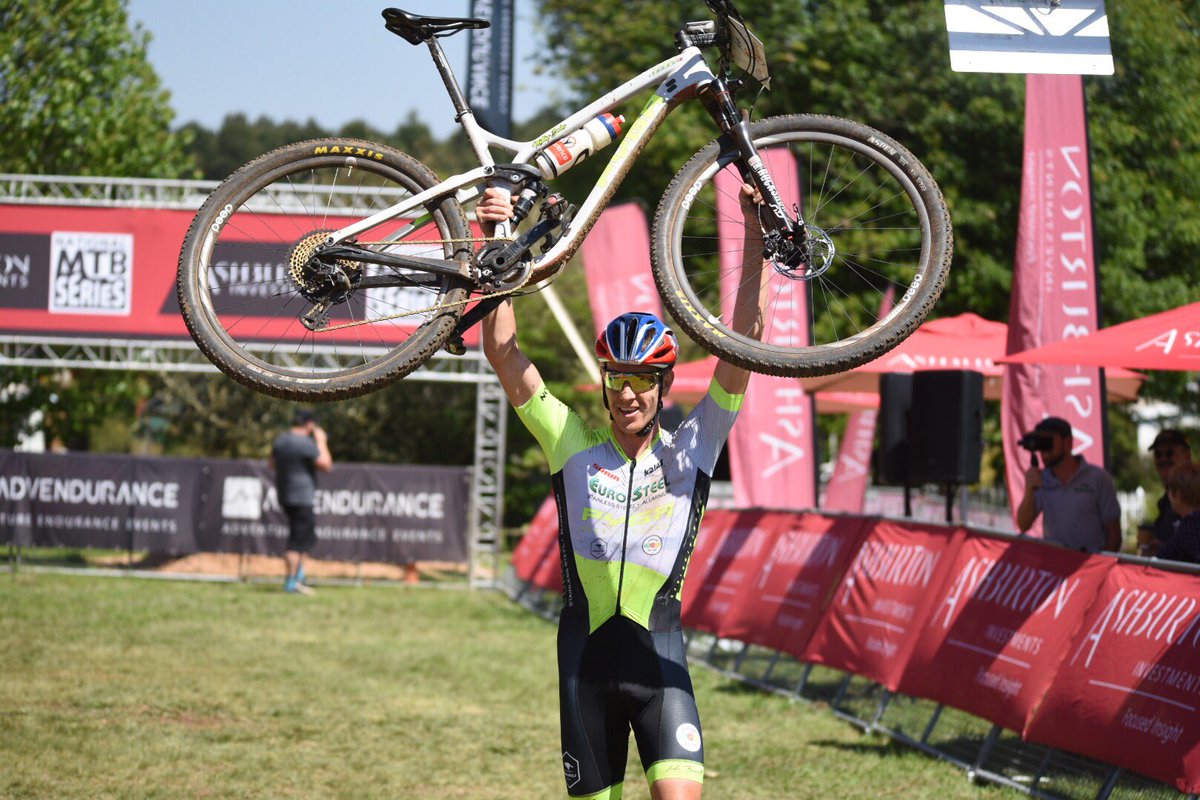 Matthys Beukes celebrates victory