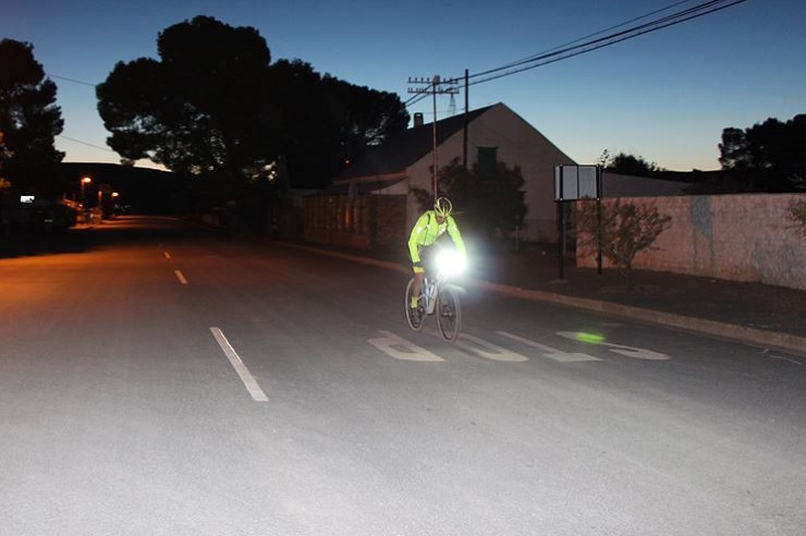 Marco Martins won The Munga in a staggering time of 2:10:05 tonight. Photo: Erik Vermeulen.