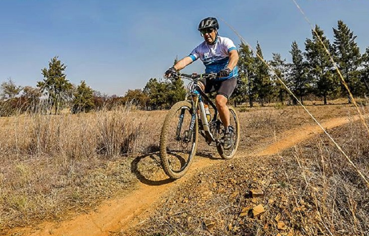 Pieter Greyvenstein and Yzette Oelofse won the main 80km feature at the WTF MTB Challenge. Photo: https://www.facebook.com/pg/BoutTimeZA/