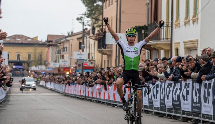 Team Dimension Data Continental's Stefan de Bod won the GP Palio del Recioto in Negrar, Italy, yesterday.