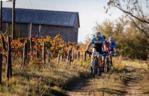 Men's team race stage one Gravel & Grape Extreme 3-day