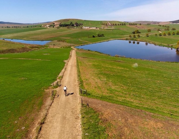 Brandon du Plessis and Jaco van Vuuren won the 84km first stage of the sani2c today. Photo: sani2c