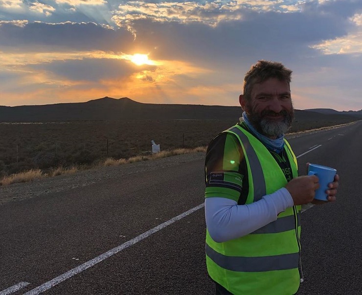 Wimpie Sander is currently leading The 1000 Miler, an approximate 1 4000km race, which started at the Riverside Sun hotel in Vanderbijlpark, Gauteng, on Saturday. Photo: facebook.com/massiveadventures/