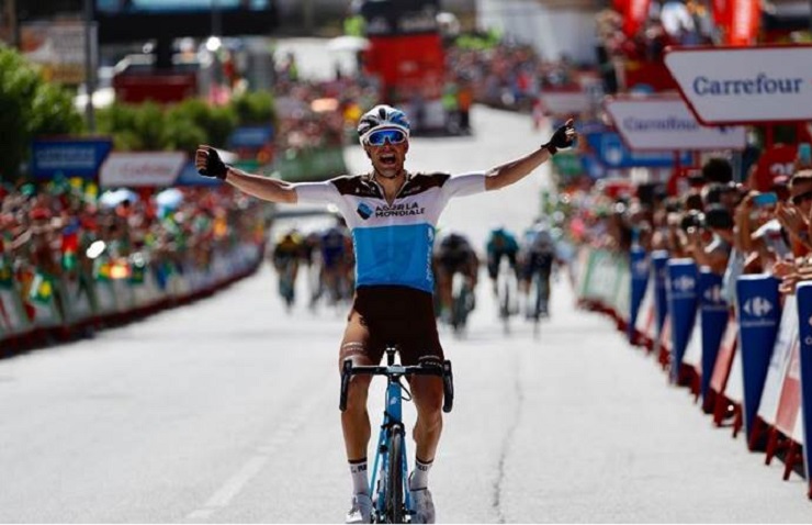 AG2R La Mondiale's Tony Gallopin climbed to victory on the 185.7km seventh stage of the Vuelta a Espana today. Photo: Unipublic/Luis Ángel Gómez
