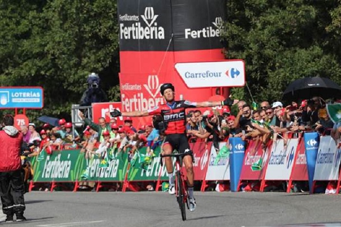 BMC Racing's Alessandro De Marchi came out on top in a two-man duel before soloing to victory in the 207.8km 11th stage of the Vuelta a Espana in Luintra today. Photo: Unipublic/Luis Ángel Gómez