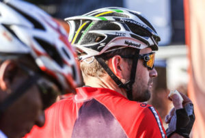 Dr Evil Classic stage two rider eating banana