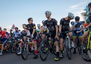 Elite male cyclists lined up before the start of the 947 Cycle Challenge. Photo: Telkom 947 Cycle Challenge