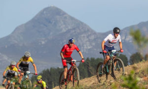 Alan Hatherly & Simon Andreassen lead men field stage two Wines2Whales Shiraz