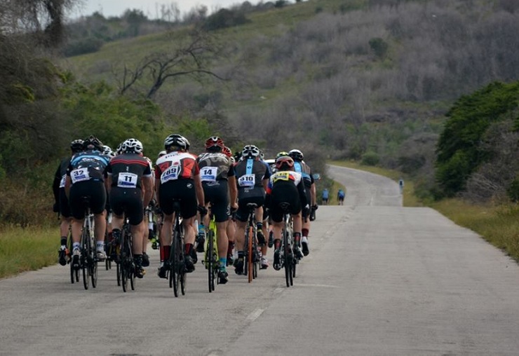 A shot from behind of a bunch of cyclists during the Steak Race. Photo: Sakkie/Masterspe