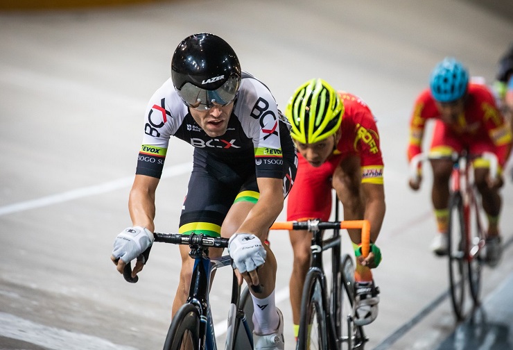 Despite having a target on his back, Steven van Heerden (front) defended his title in the points race at the SA National Track Championships yesterday. Photo: Owen Lloyd