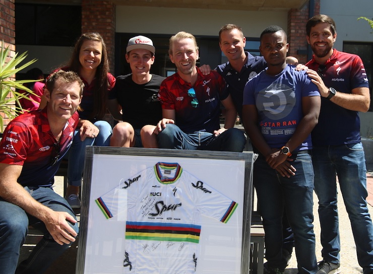 The Team Spur riders and staff (from left) Nic Lamond, Ariane Lüthi, Alan Hatherly, JP Jacobs (mechanic), Sacha du Plessis (group marketing executive of the Spur Group), Khakhi Diala (sponsorship and events manager of the Spur Group and, Tim Bassingthwaighte (team manager). Photo: Supplied