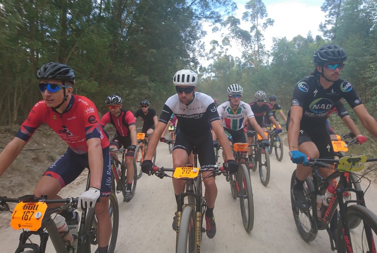 The solo men riders in action during stage two of the Knysna Bull today. Matt Beers (right) won the stage. Photo: Twitter/@knysnabull